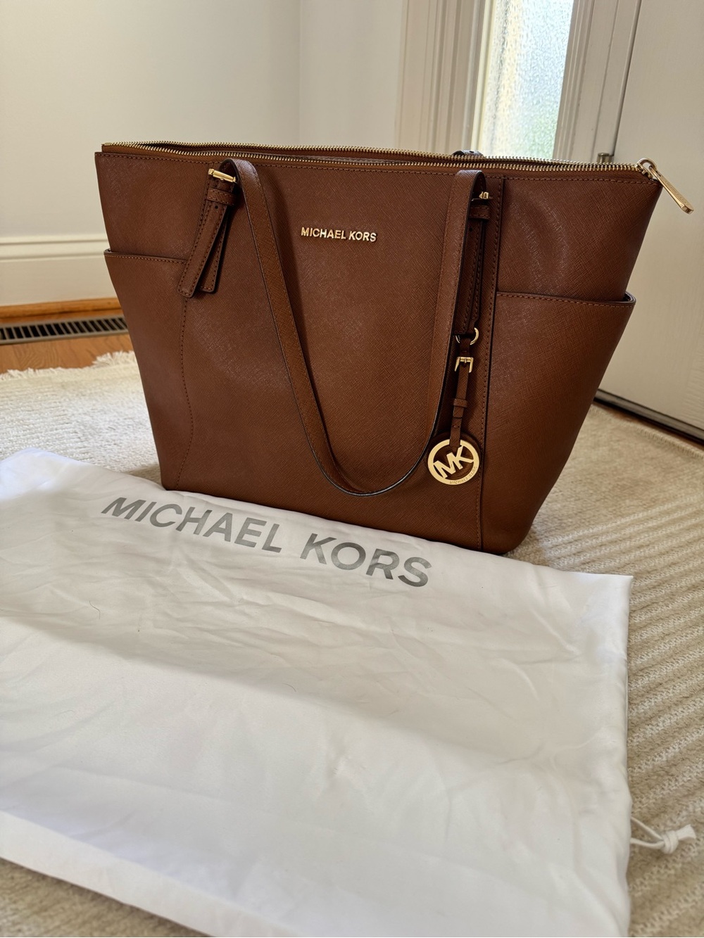 Michael Kors Caramel Brown Saffiano Tote with Gold Hardware, Authentic - Picture 2 of 12